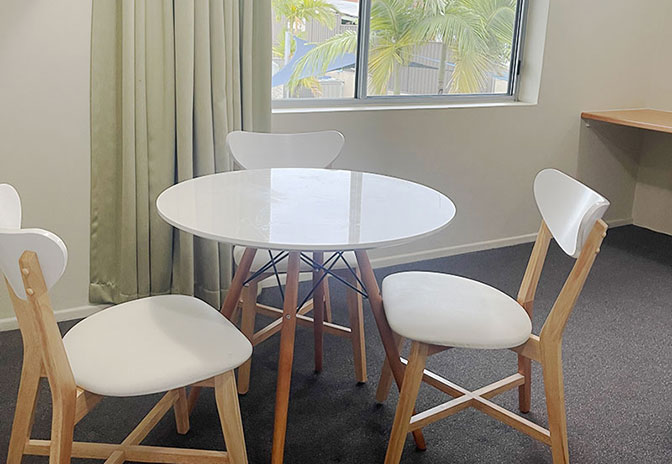 Nambour Heights Motel King Self Contained Room