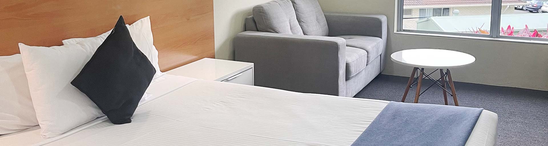 Nambour Heights Motel Queen Self Contained Room